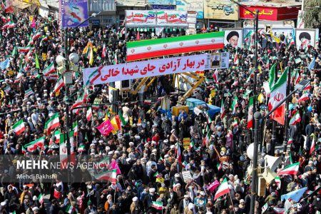 راهپیمایی یوم‌الله ۲۲ بهمن در تبریز آغاز شد / همه آمده‌اند - خبرگزاری مهر | اخبار ایران و جهان