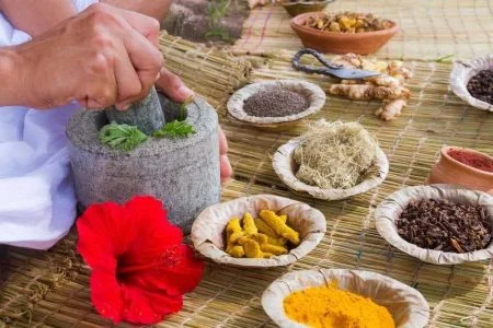 درمان کبد چرب با طب سنتی دکتر خیراندیش