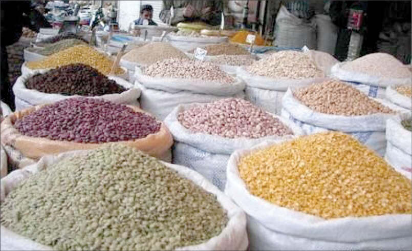 قیمت حبوبات قرار است تا کجا بالا برود؟/ قیمت لوبیاچیتی در بازار رکورد زد