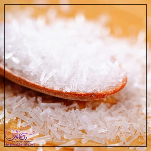 مونوسدیم گلوتامات چیست و چرا در صنایع غذایی استفاده میشود؟